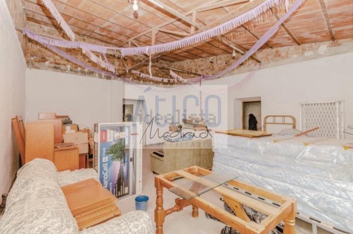 For sale of house in Cózar