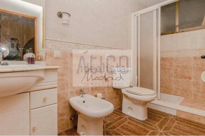 For sale of house in Cózar