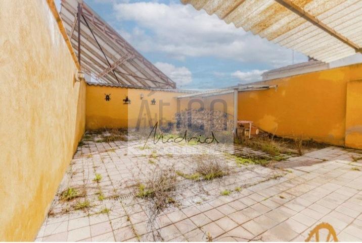 For sale of house in Cózar