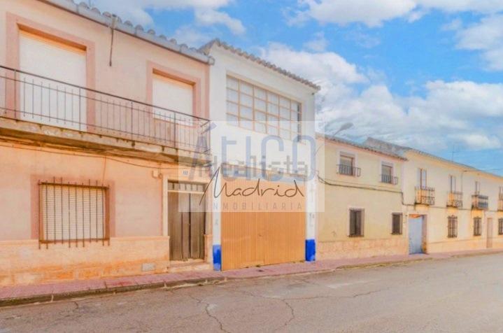 For sale of house in Cózar