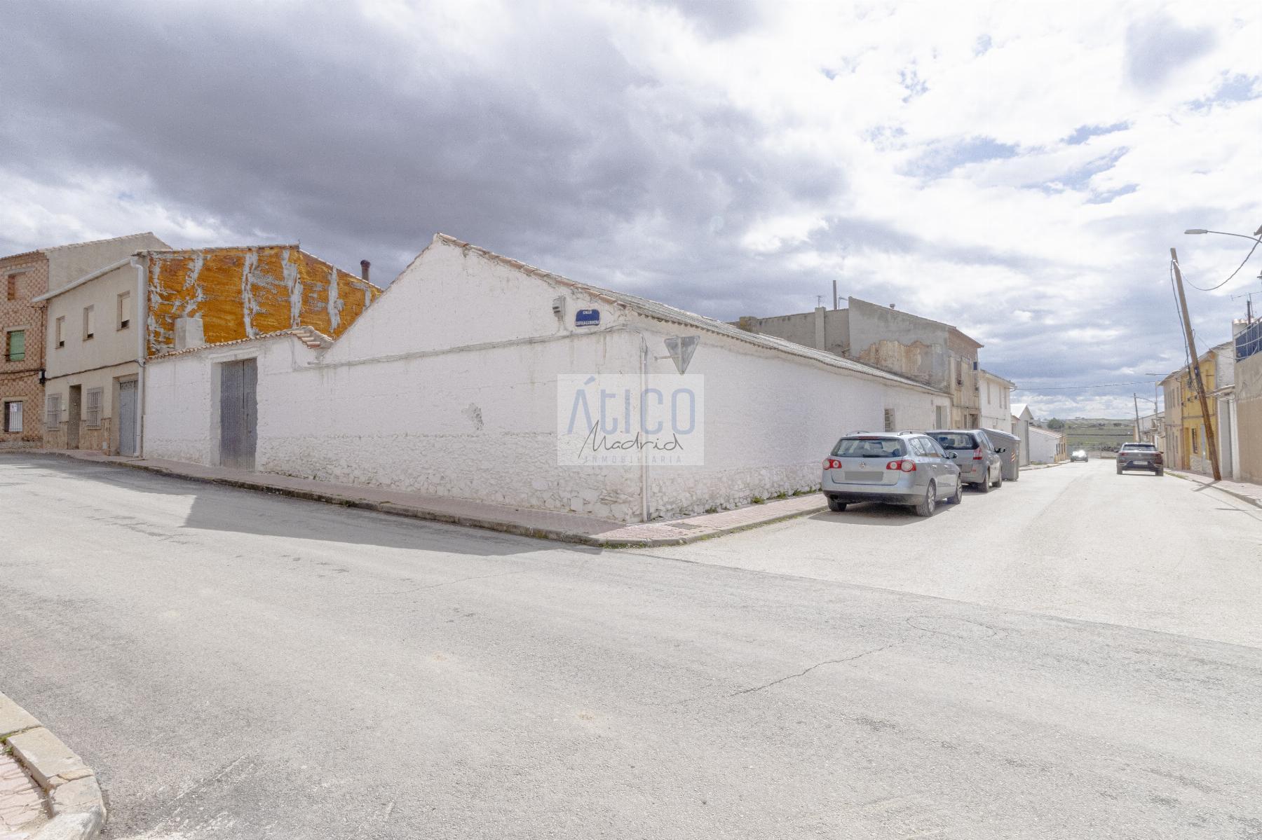 For sale of house in Cózar