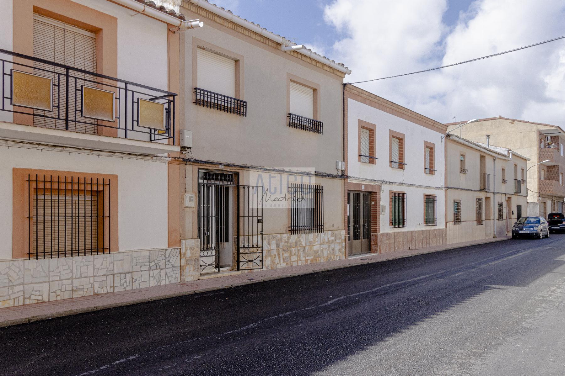 For sale of house in Cózar