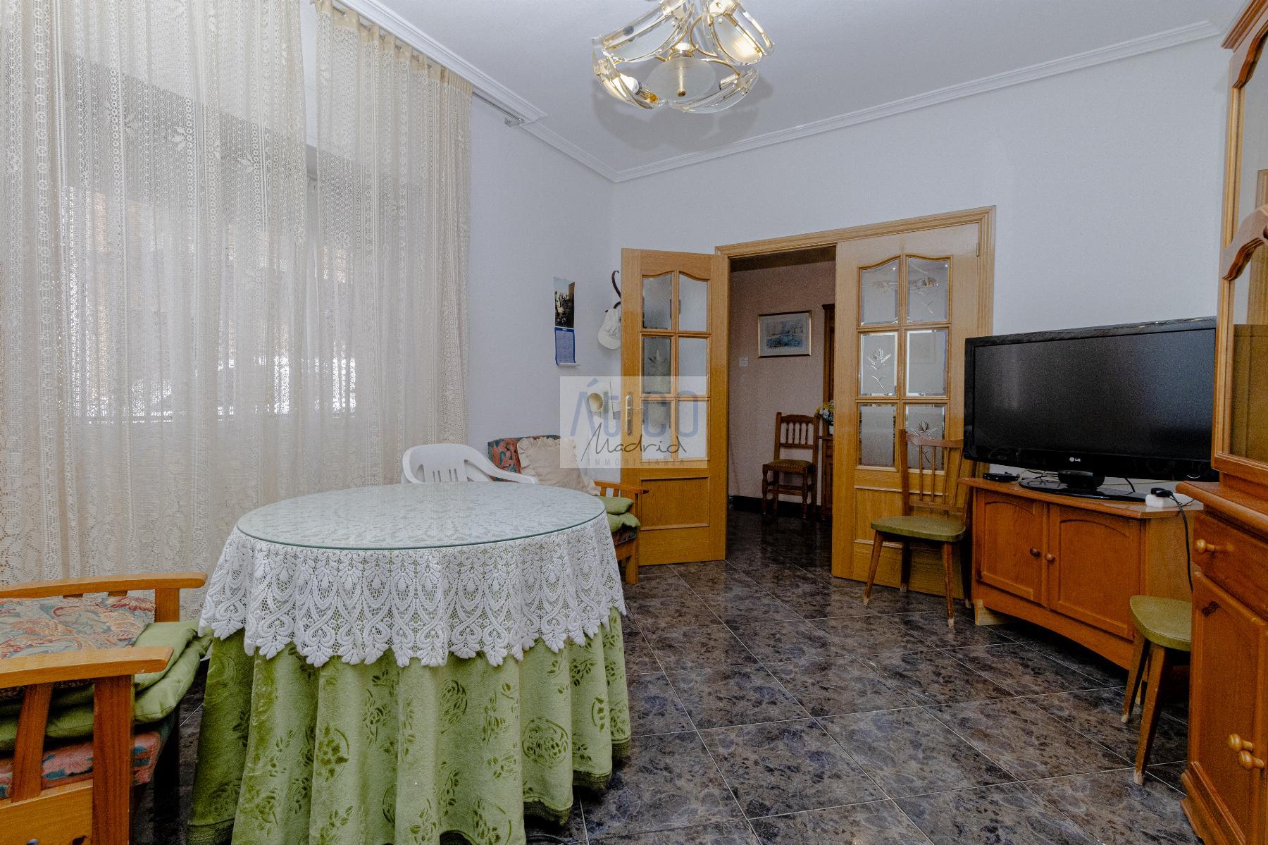 For sale of house in Cózar