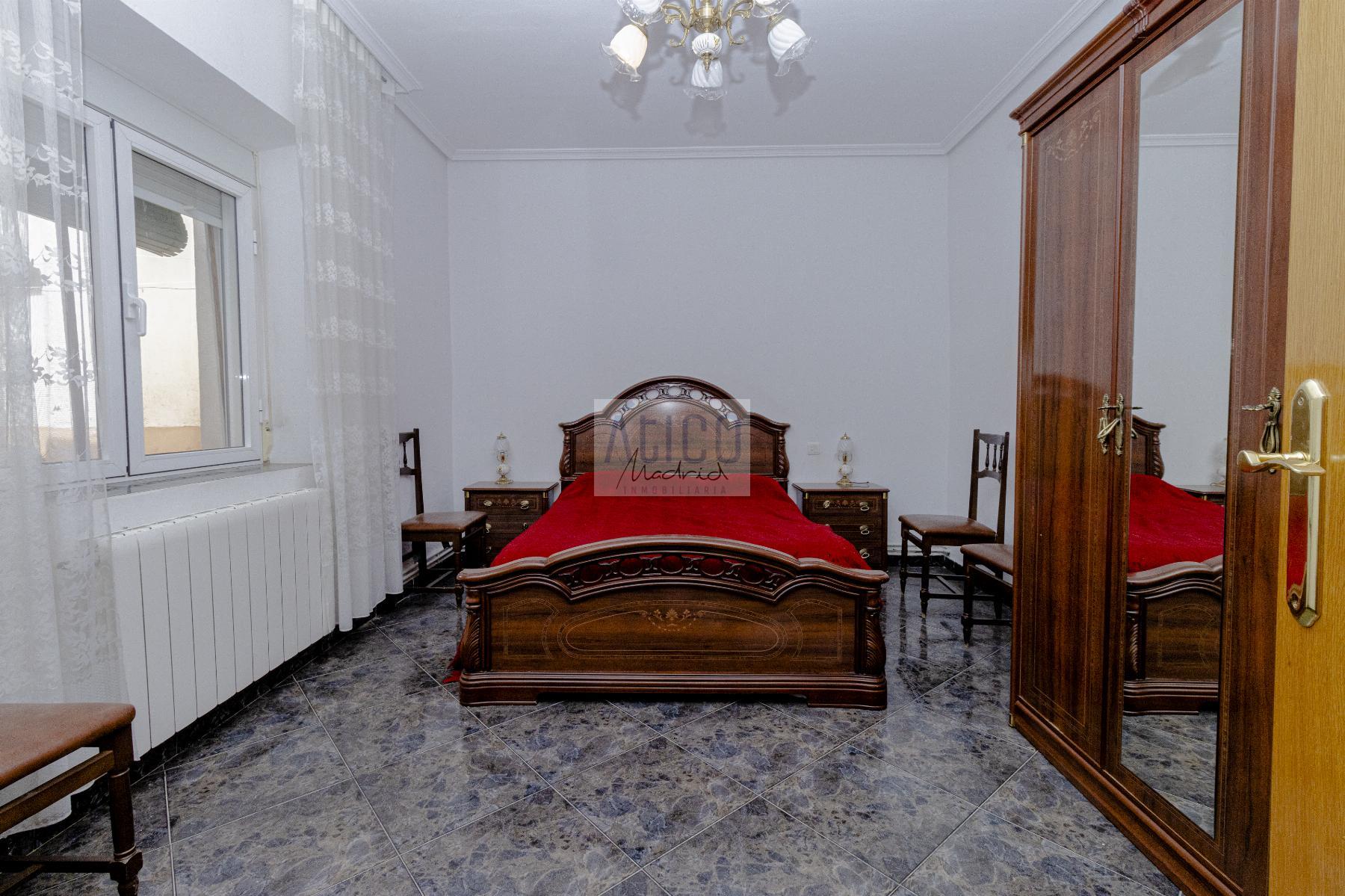 For sale of house in Cózar