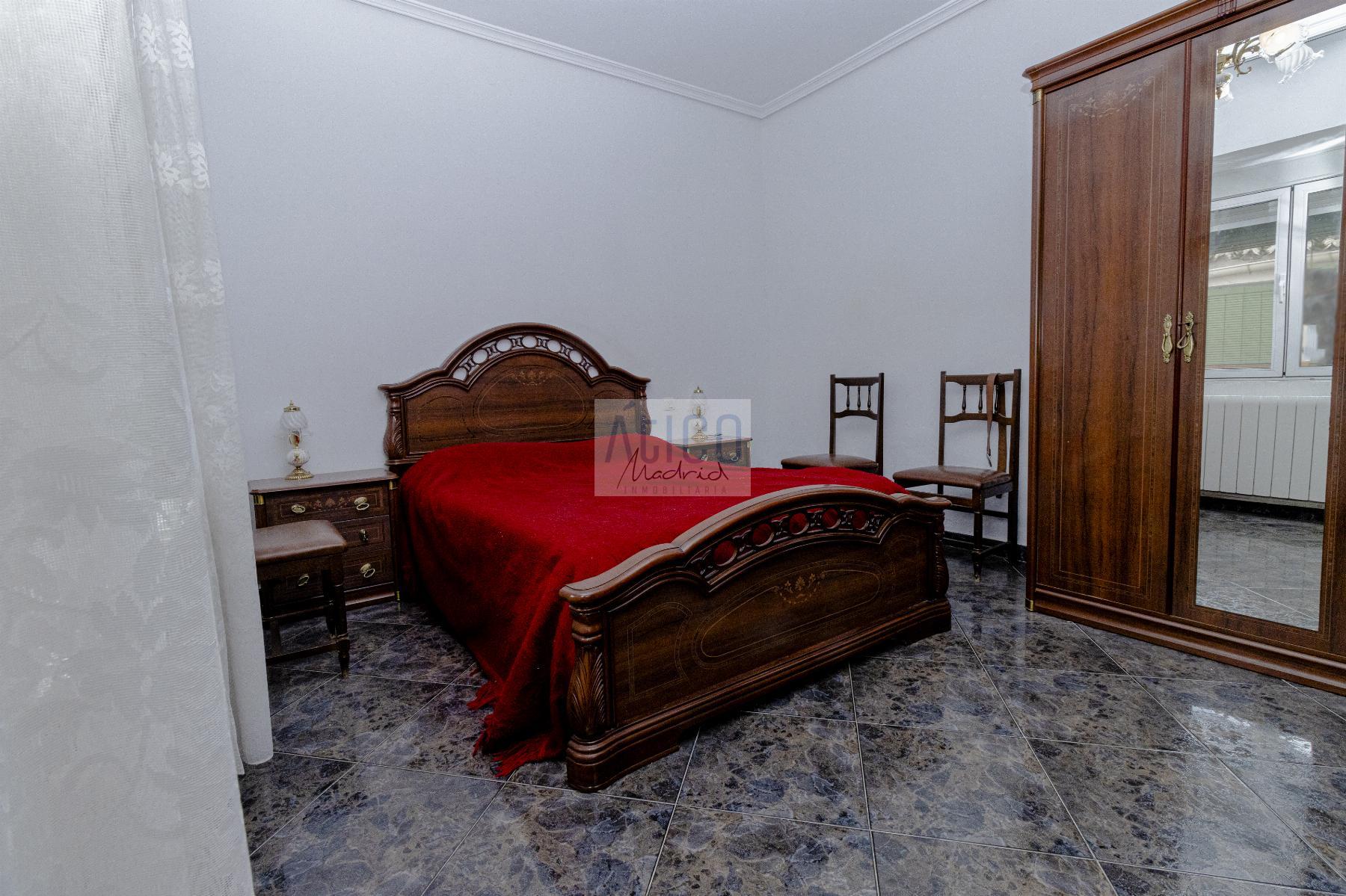 For sale of house in Cózar