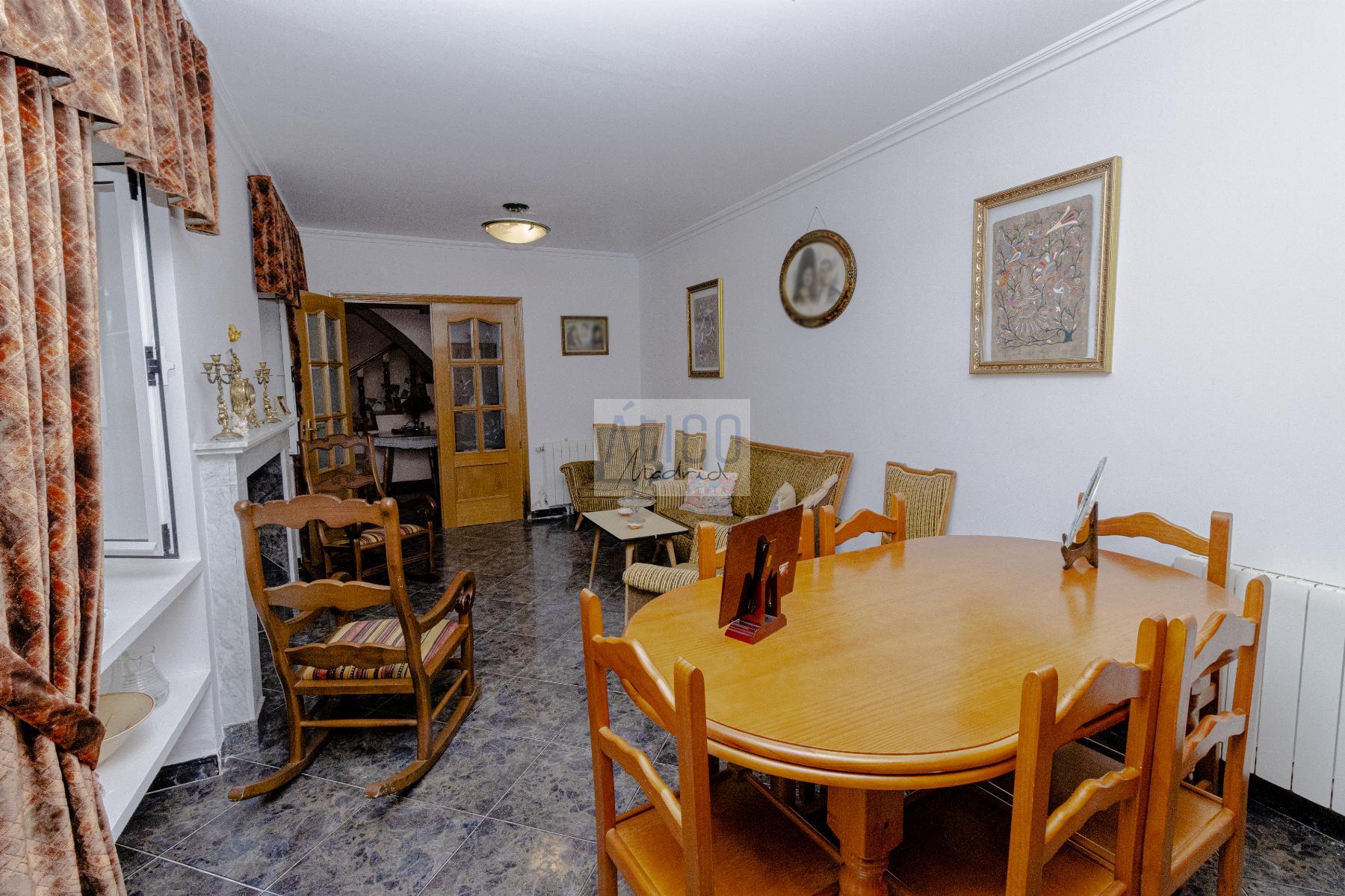 For sale of house in Cózar