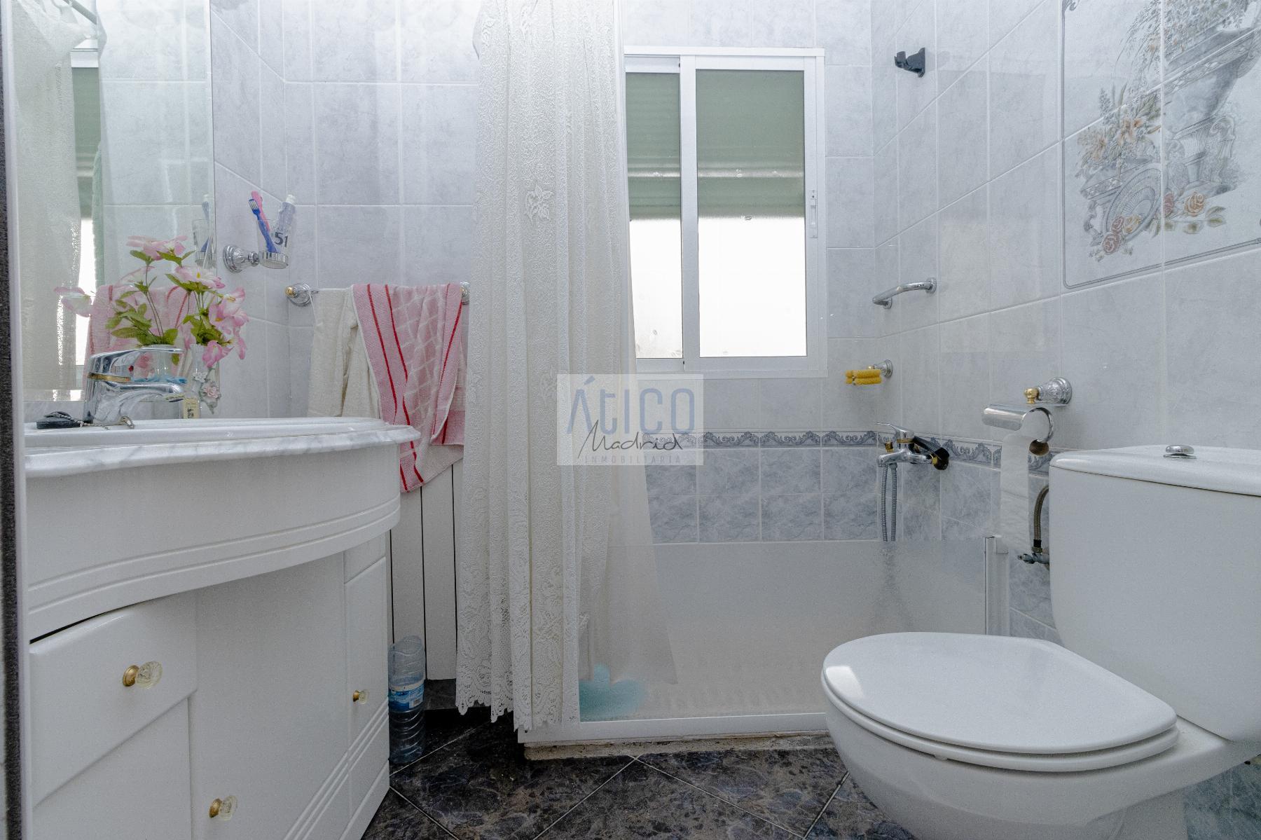 For sale of house in Cózar