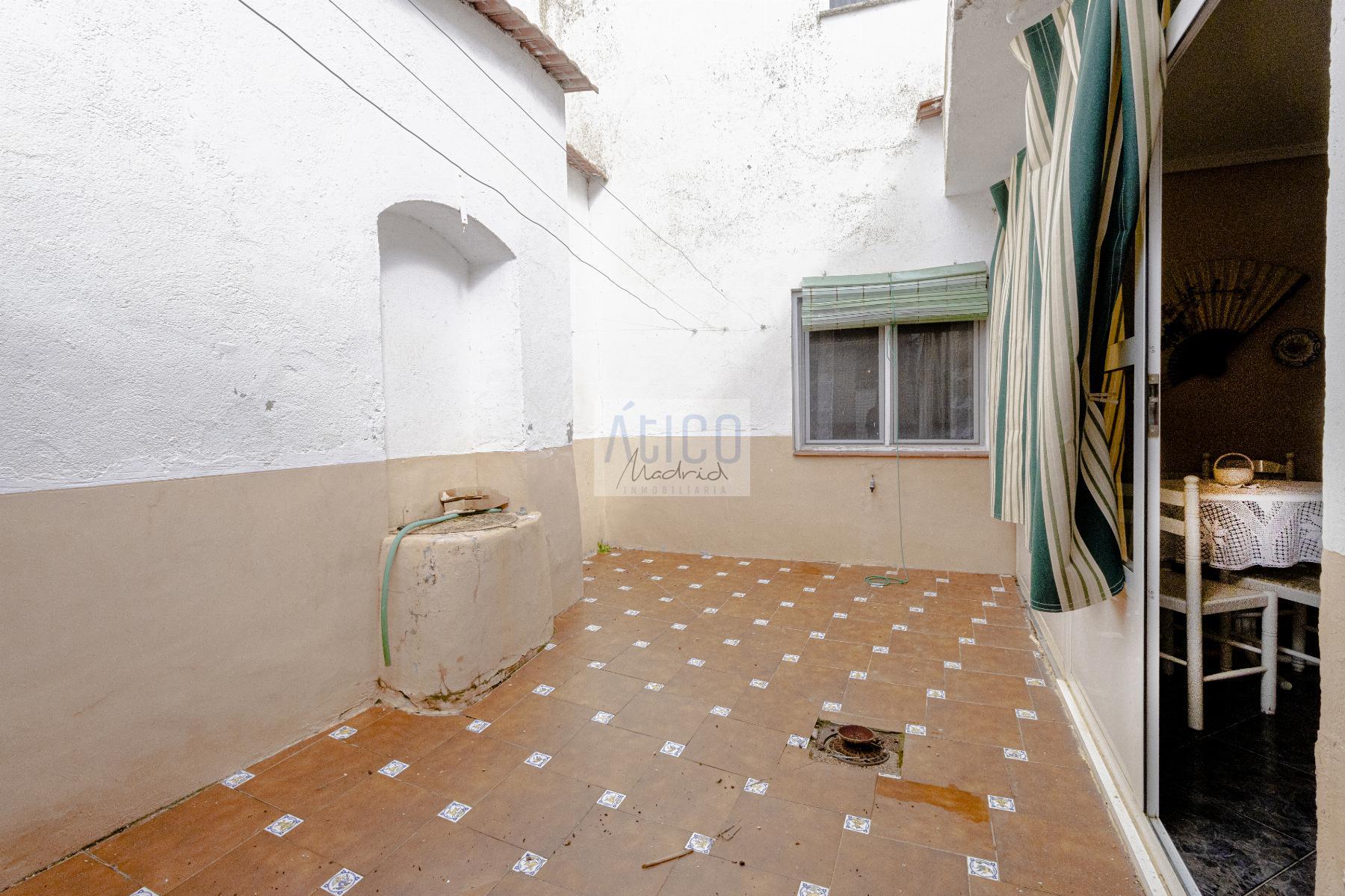 For sale of house in Cózar