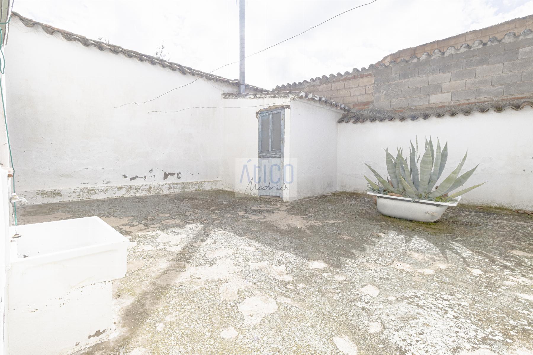 For sale of house in Cózar