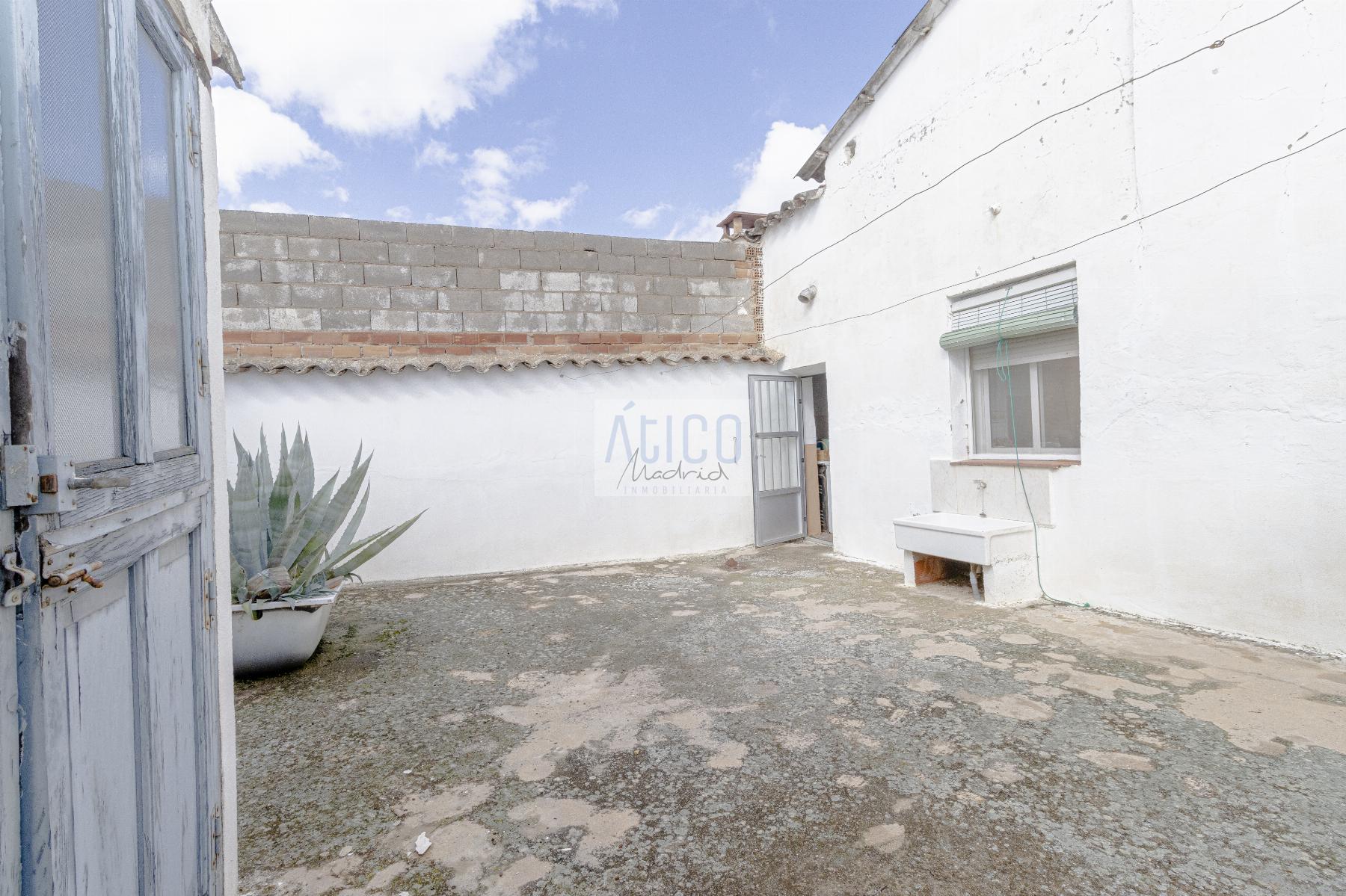 For sale of house in Cózar