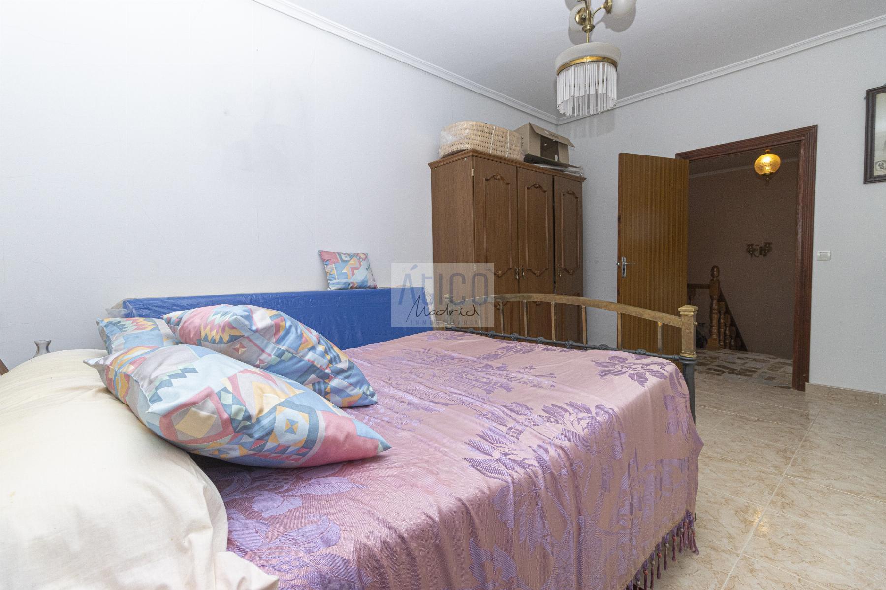 For sale of house in Cózar