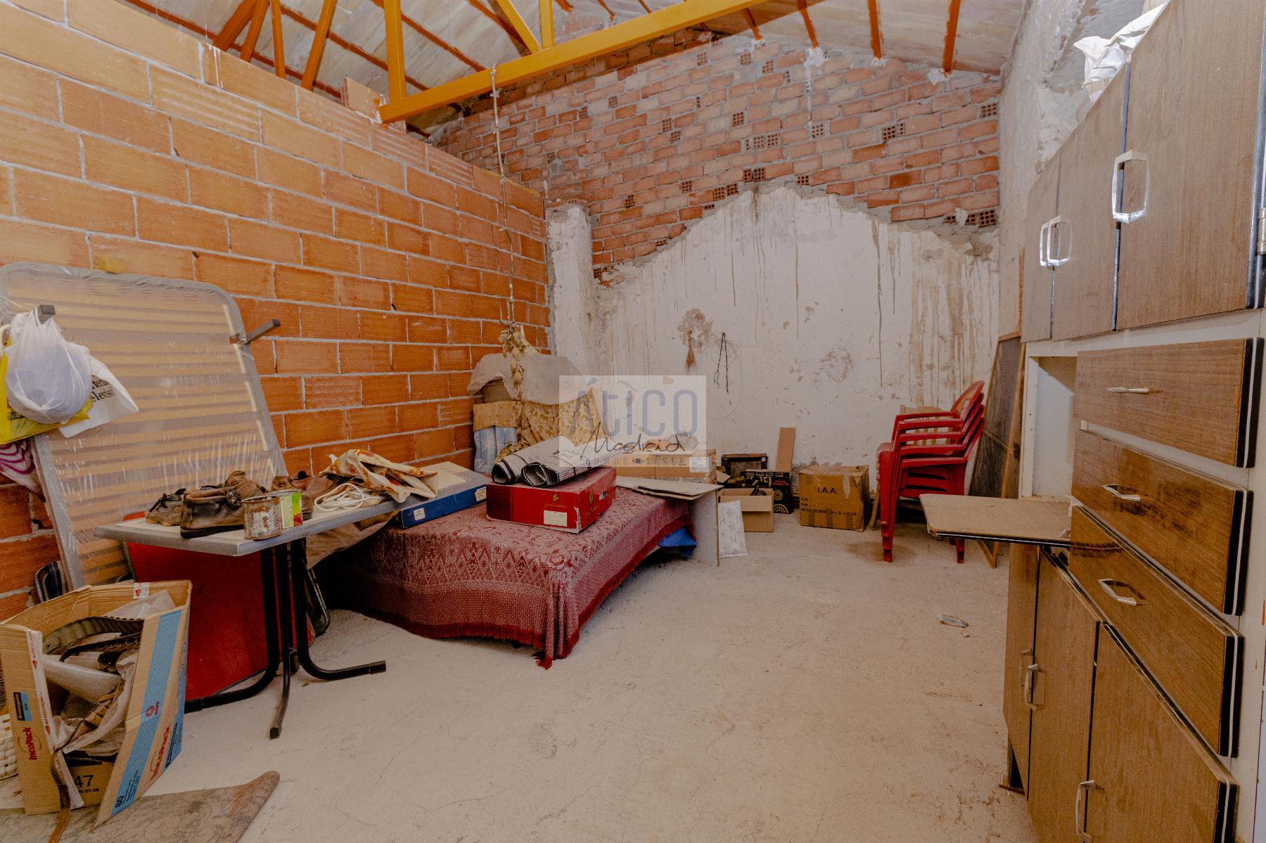 For sale of house in Cózar