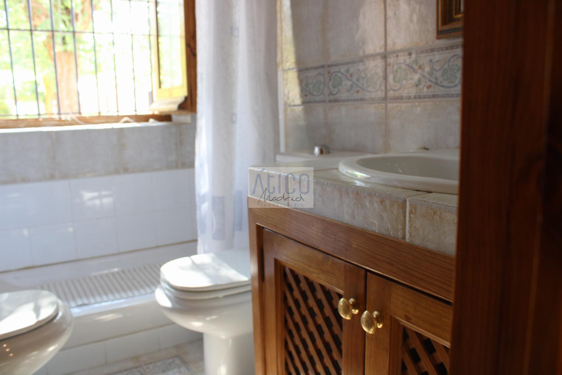 For sale of house in Cózar