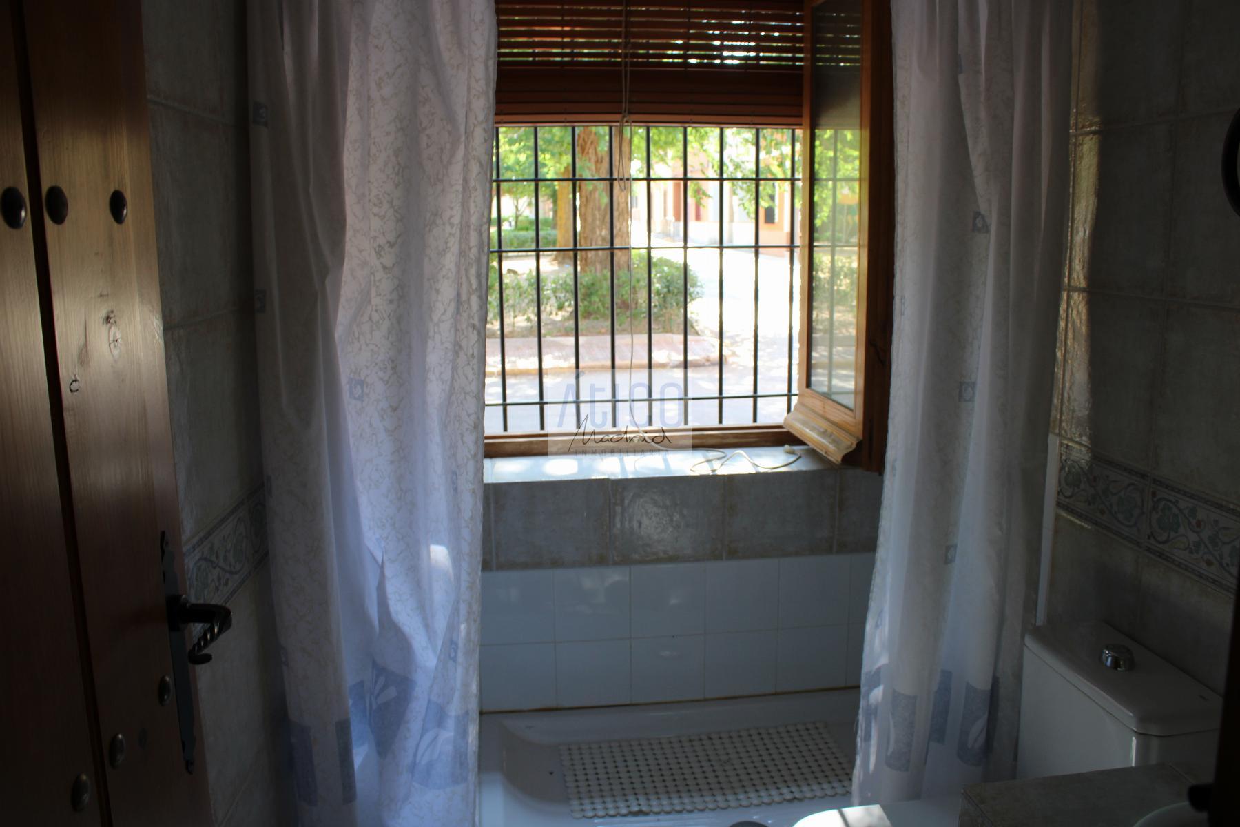 For sale of house in Cózar