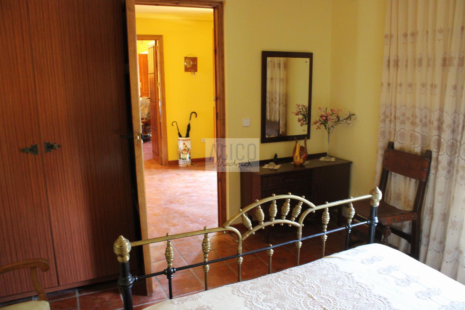 For sale of house in Cózar