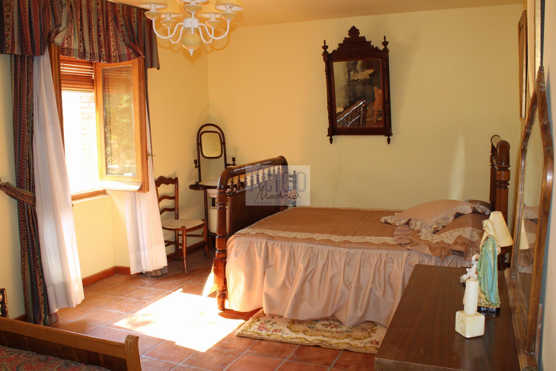 For sale of house in Cózar