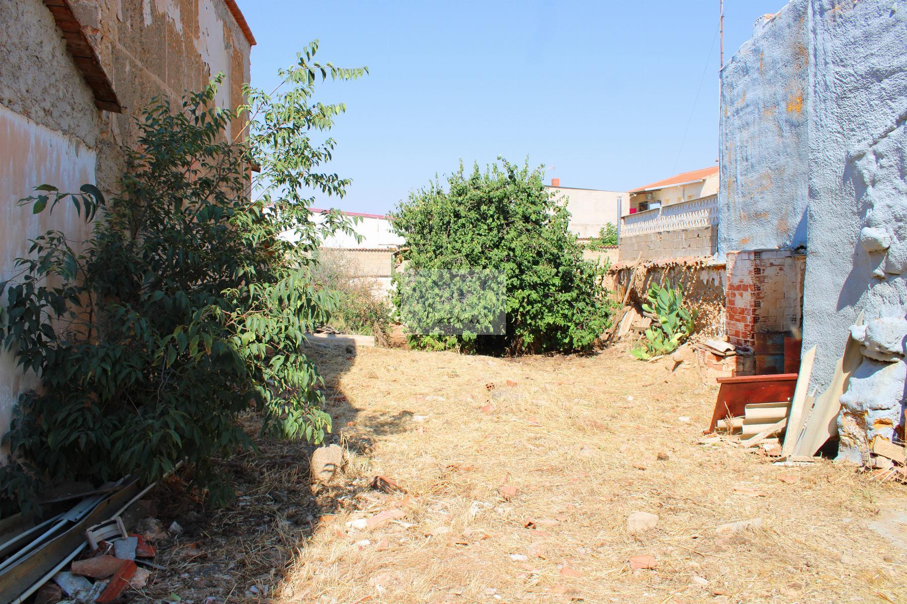 Venta de terreno en Cózar