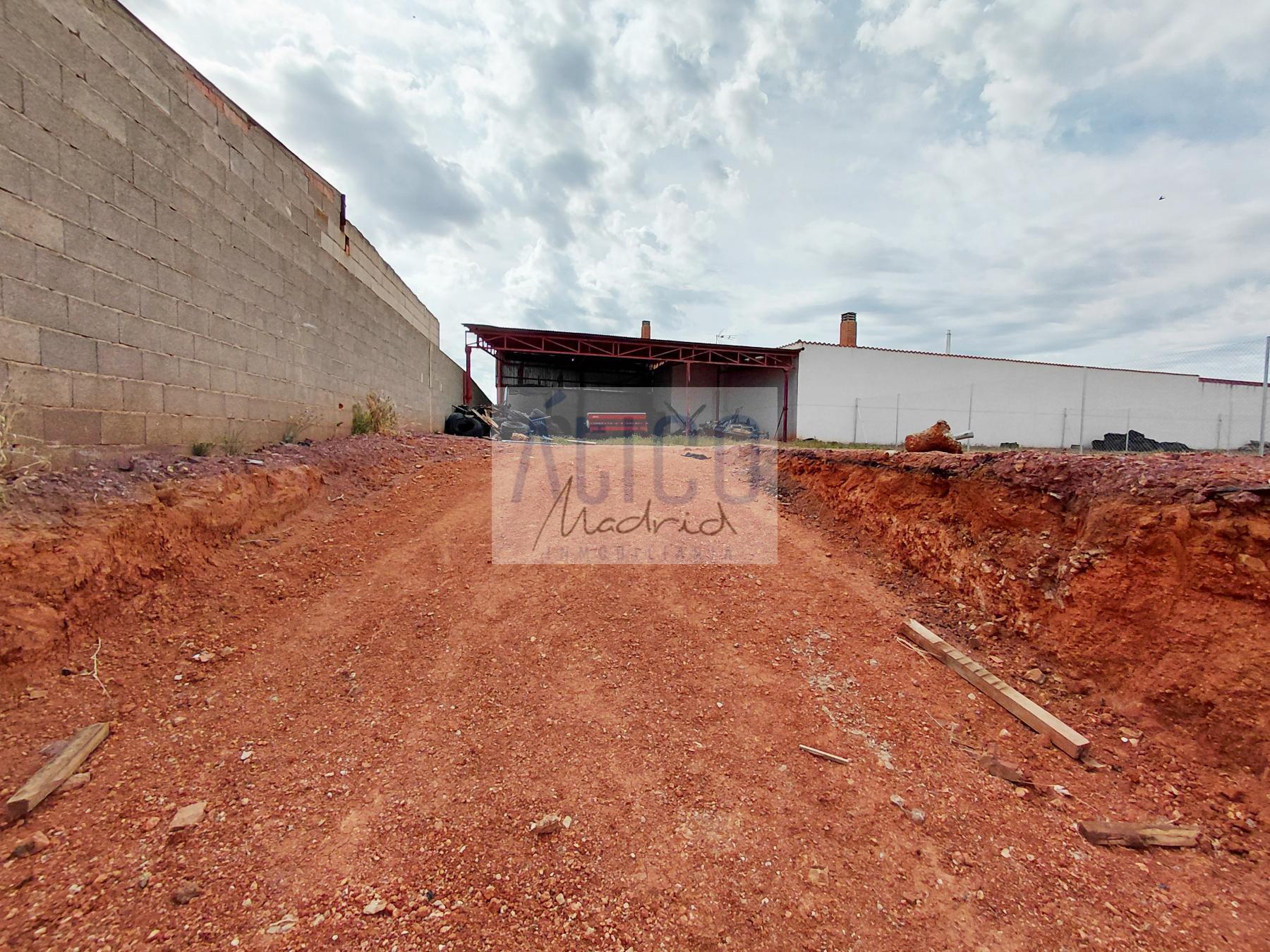 Venta de terreno en Alcubillas