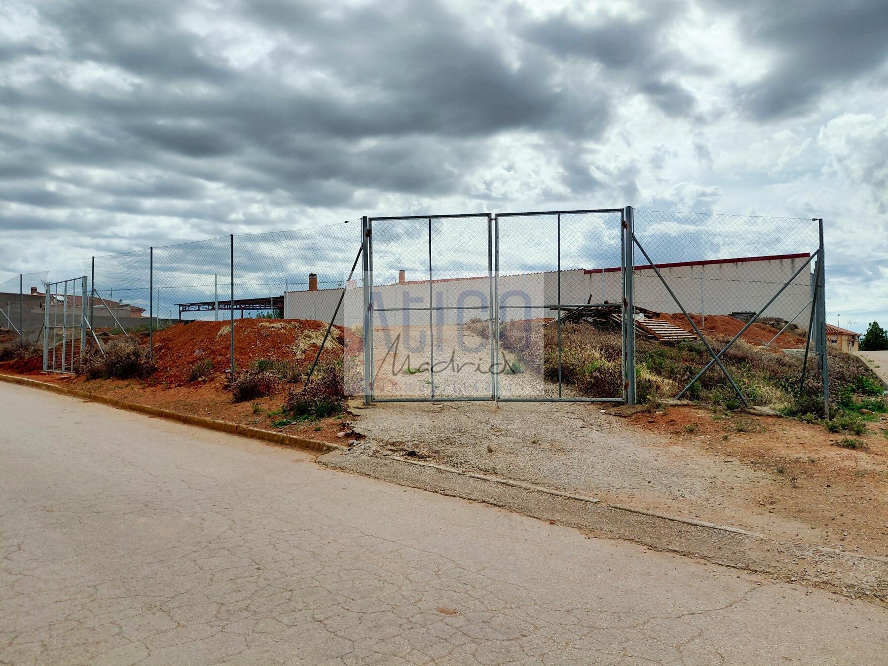 Venta de terreno en Alcubillas