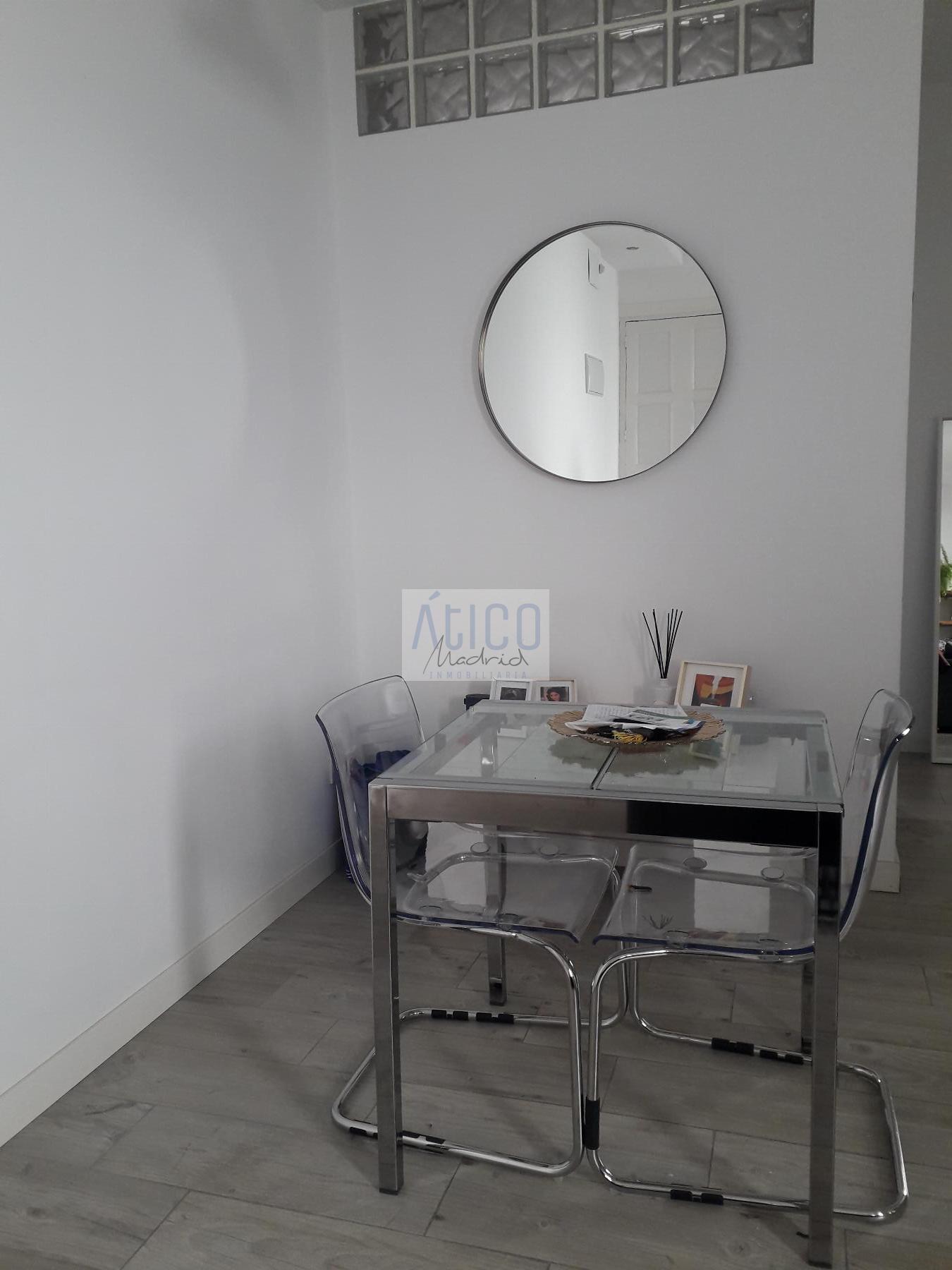 For sale of apartment in Madrid