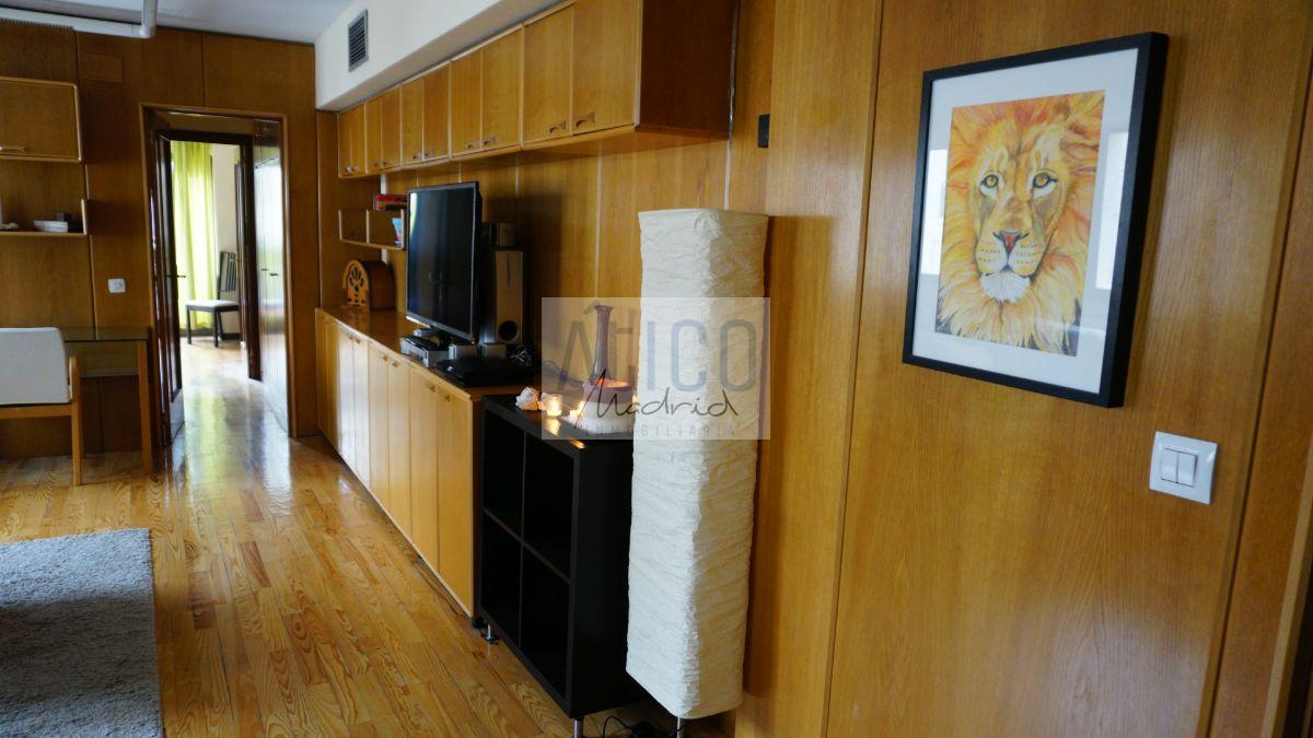 For sale of apartment in Madrid