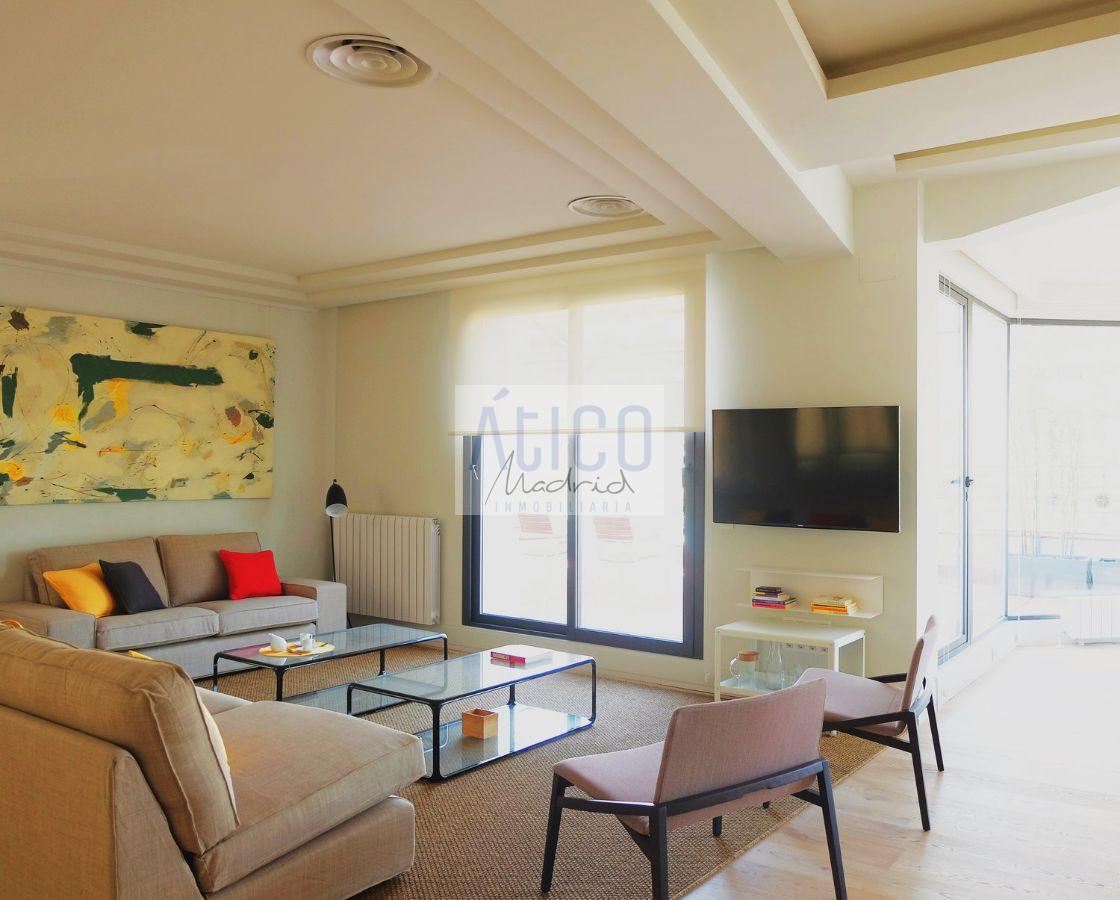 For rent of penthouse in Madrid