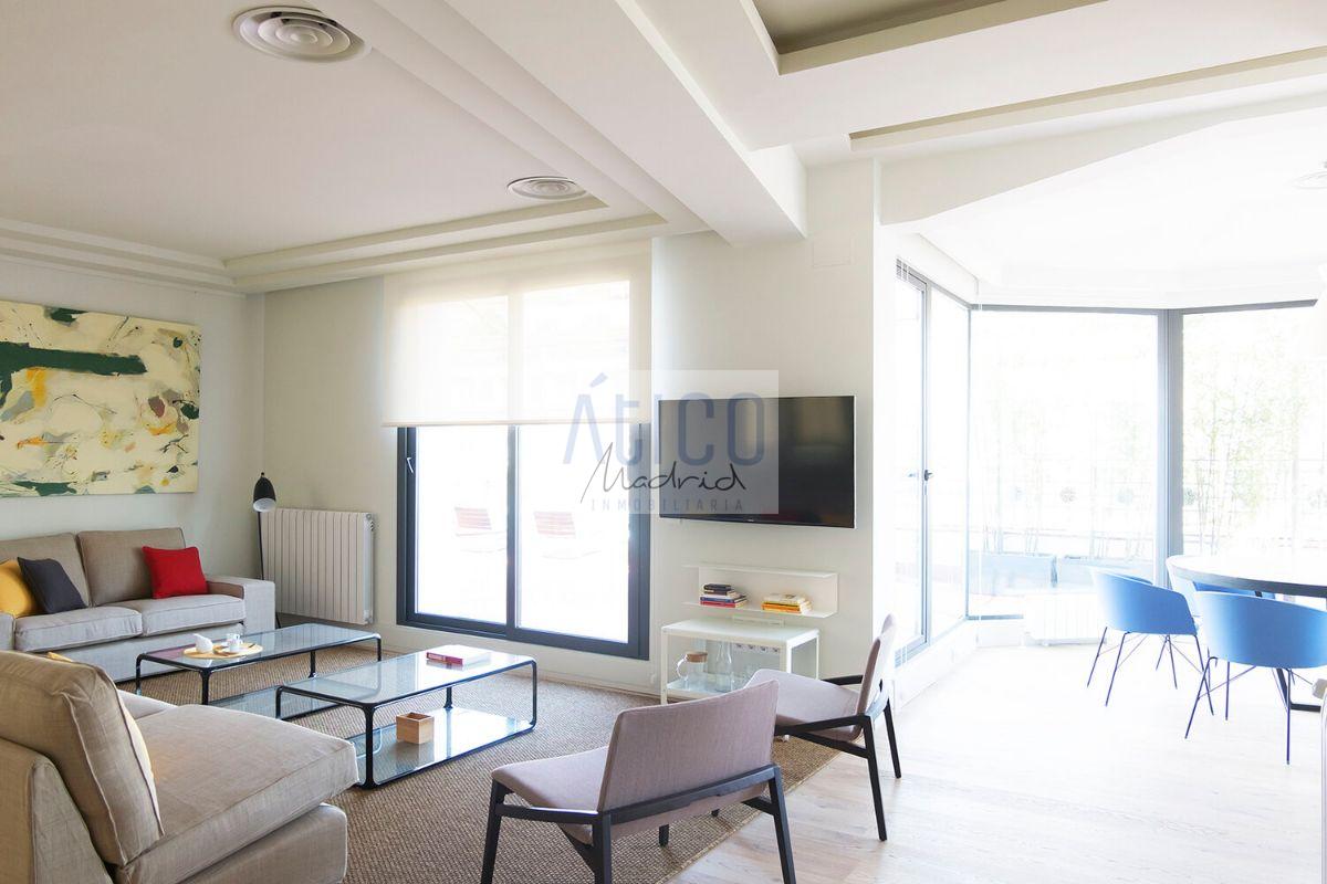 For rent of penthouse in Madrid