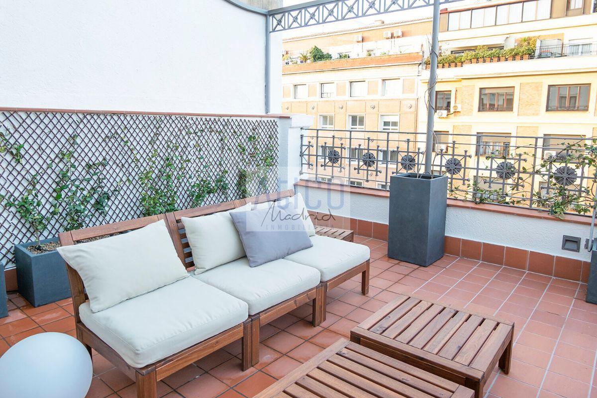 For rent of penthouse in Madrid