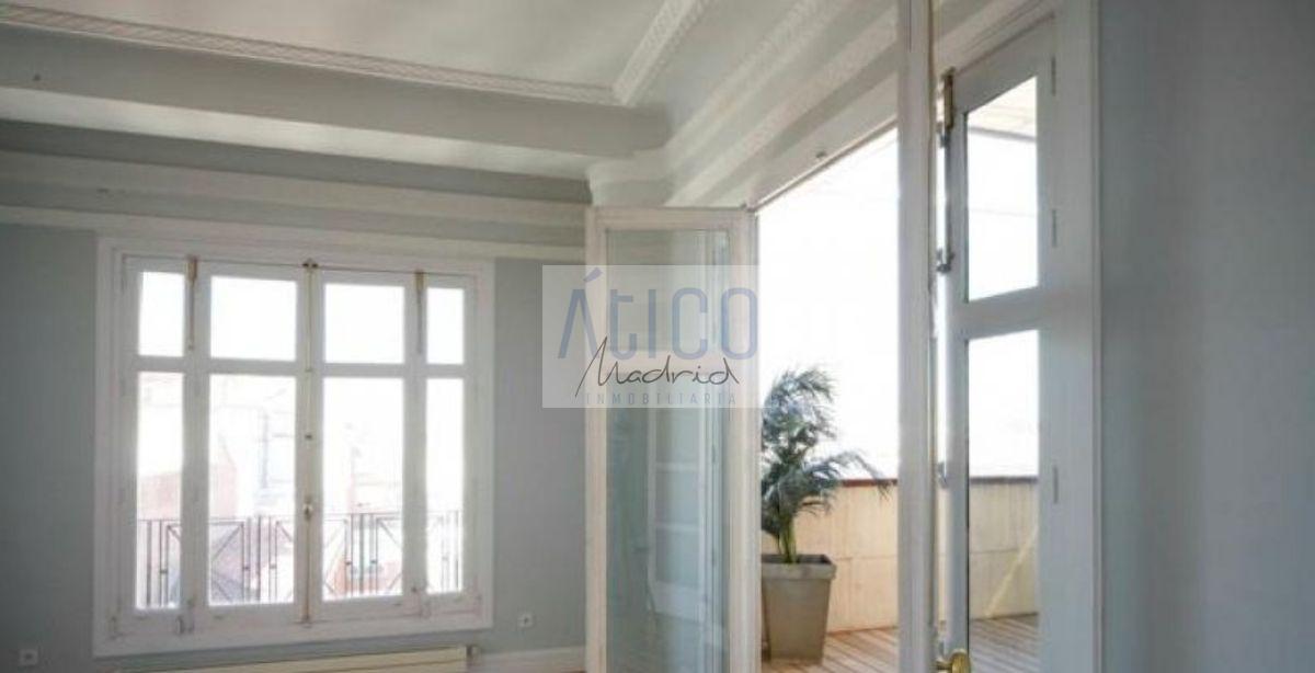 For rent of penthouse in Madrid