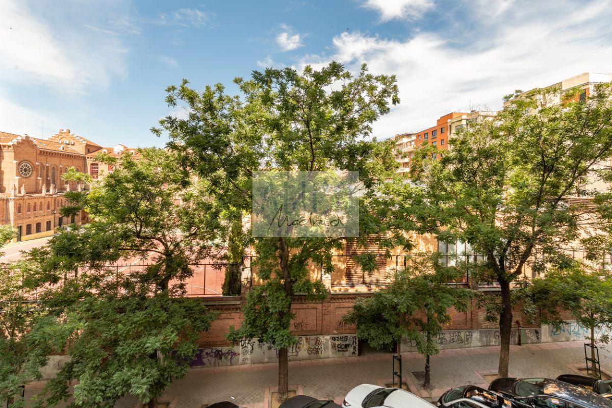 For rent of flat in Madrid