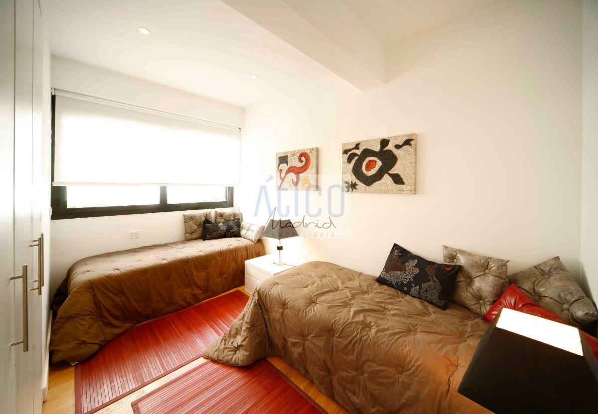 For rent of penthouse in Madrid