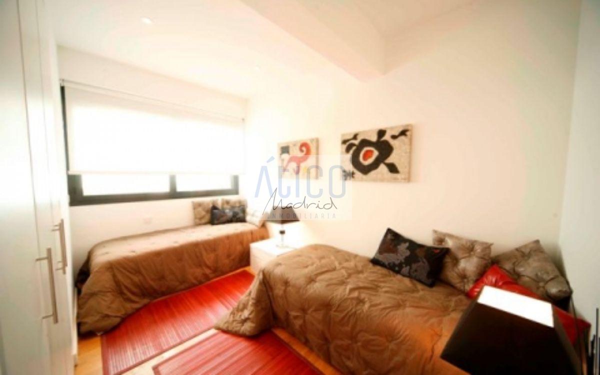 For rent of penthouse in Madrid