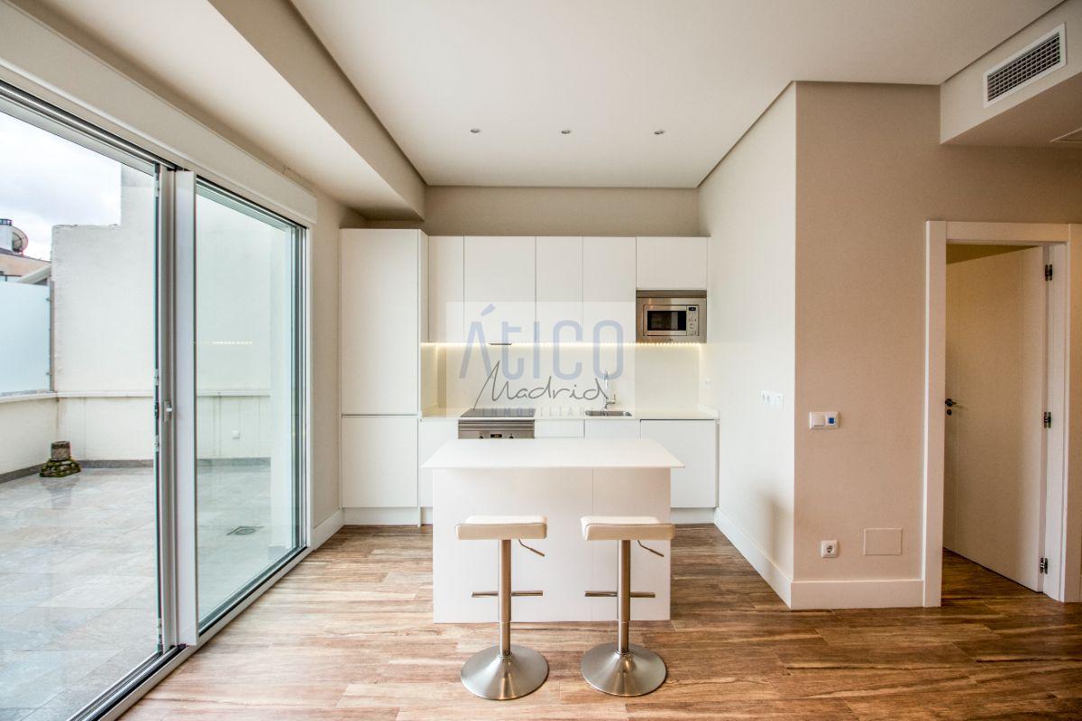 For rent of penthouse in Madrid