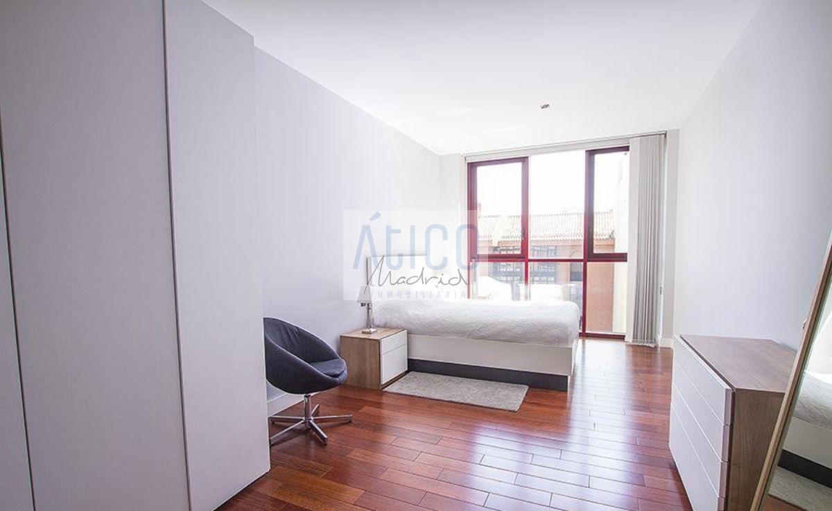 For rent of penthouse in Madrid