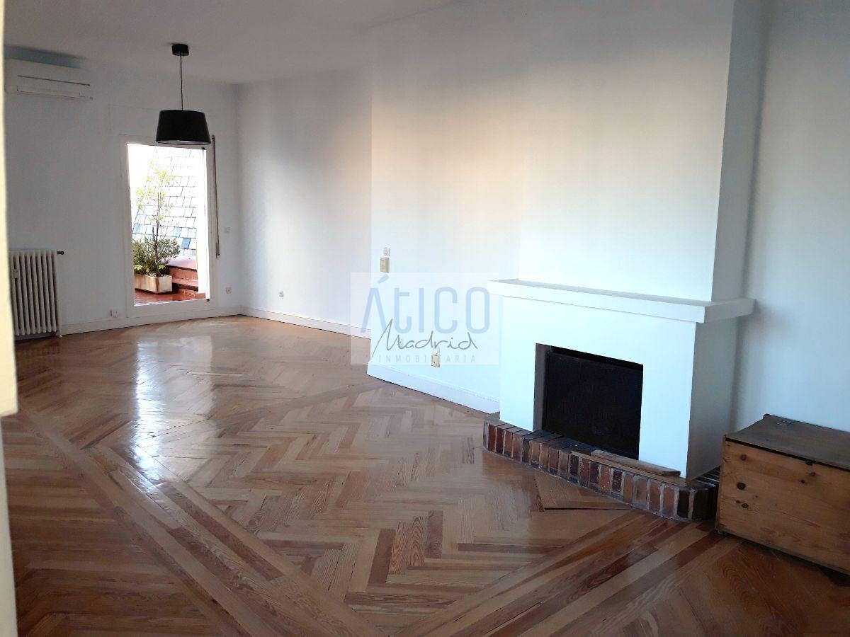 For rent of penthouse in Madrid