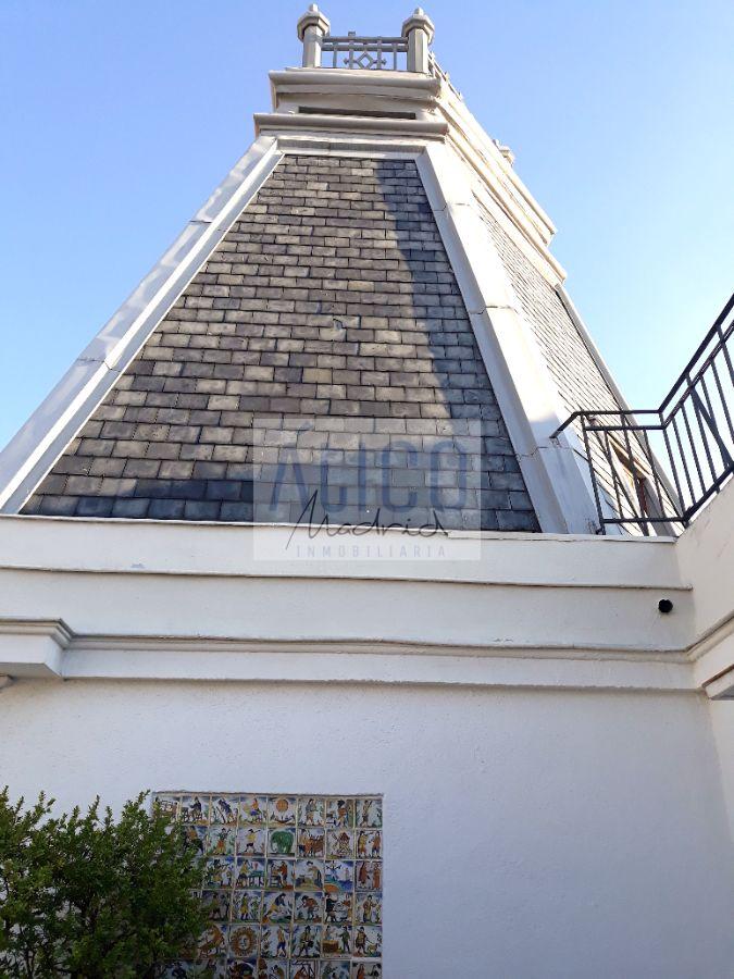 For rent of penthouse in Madrid