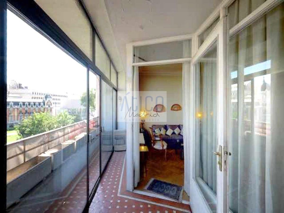 For sale of flat in Madrid
