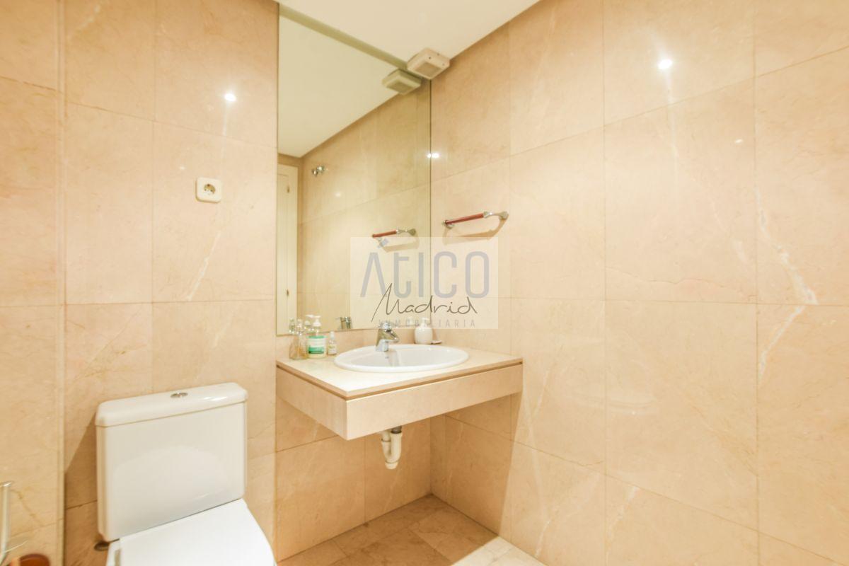 For rent of penthouse in Madrid