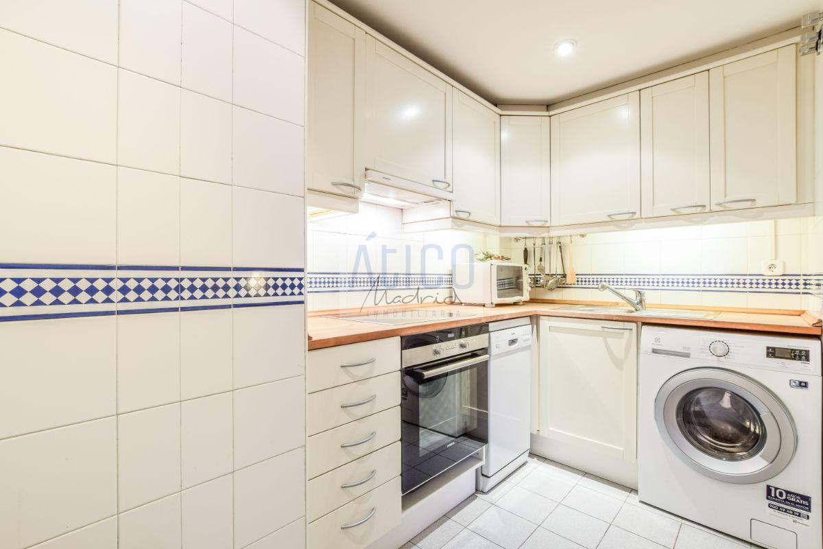 For rent of penthouse in Madrid