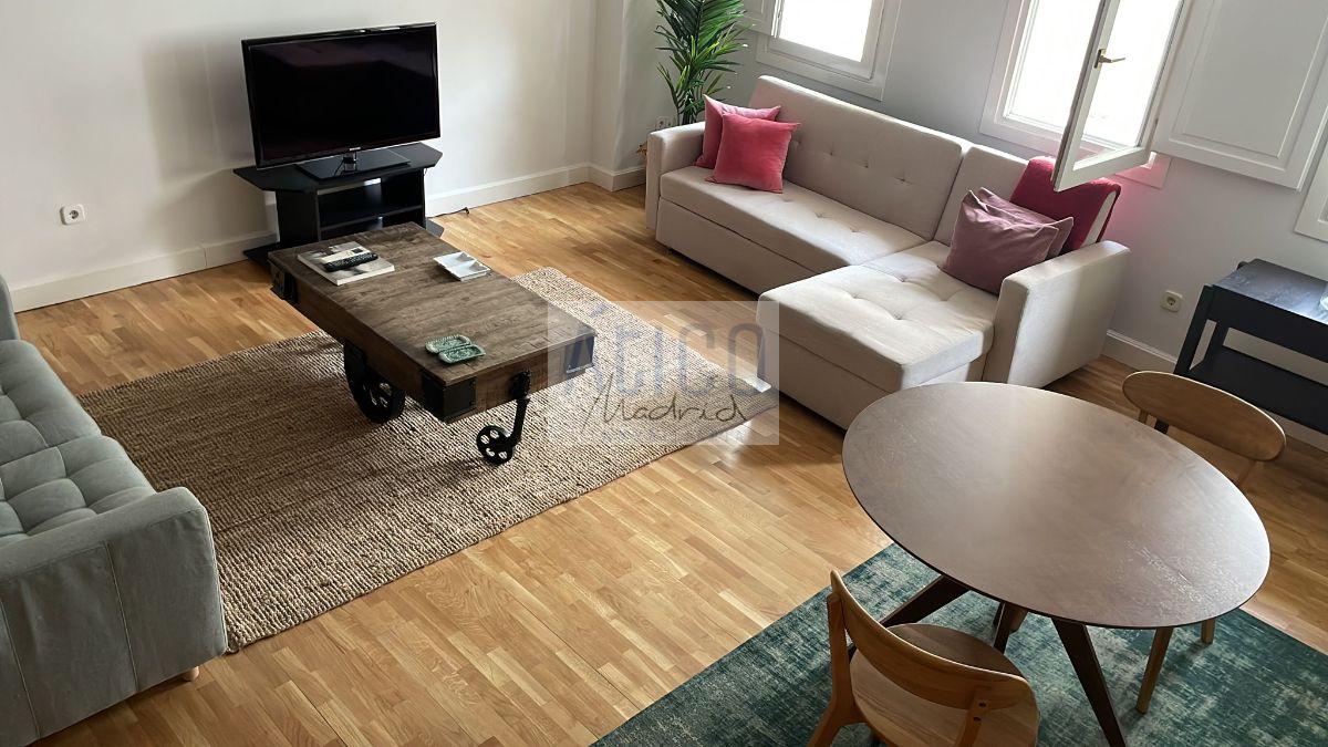 For rent of penthouse in Madrid