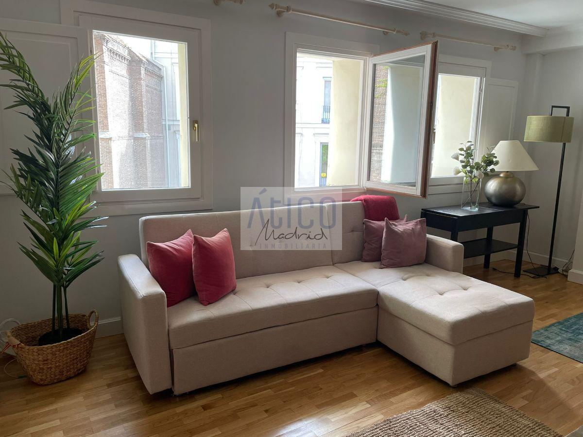 For rent of penthouse in Madrid