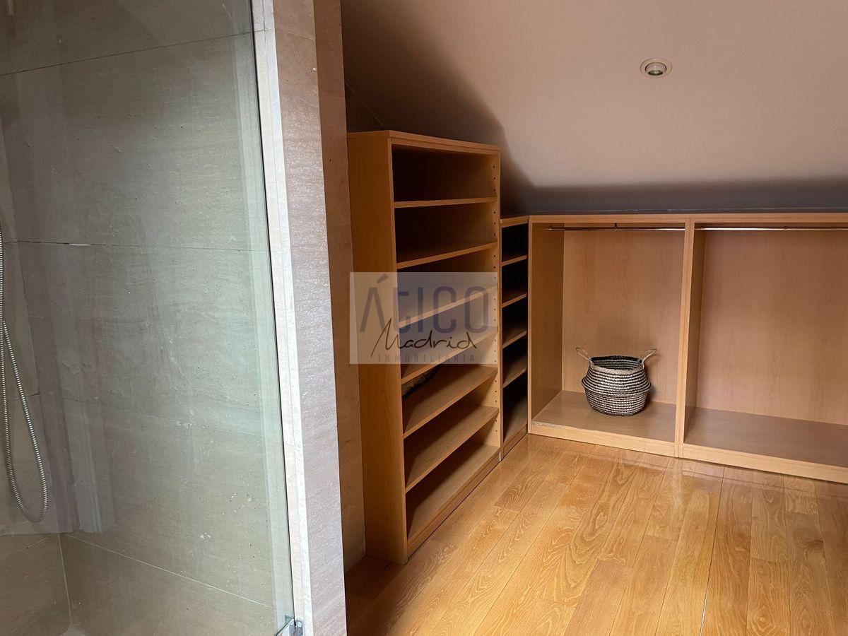 For rent of penthouse in Madrid