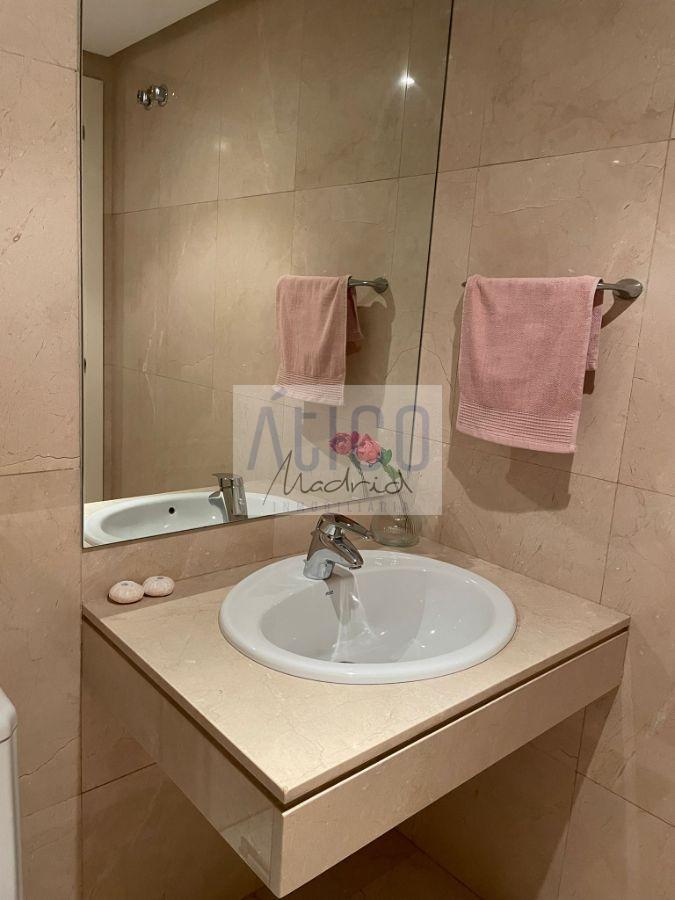 For rent of penthouse in Madrid