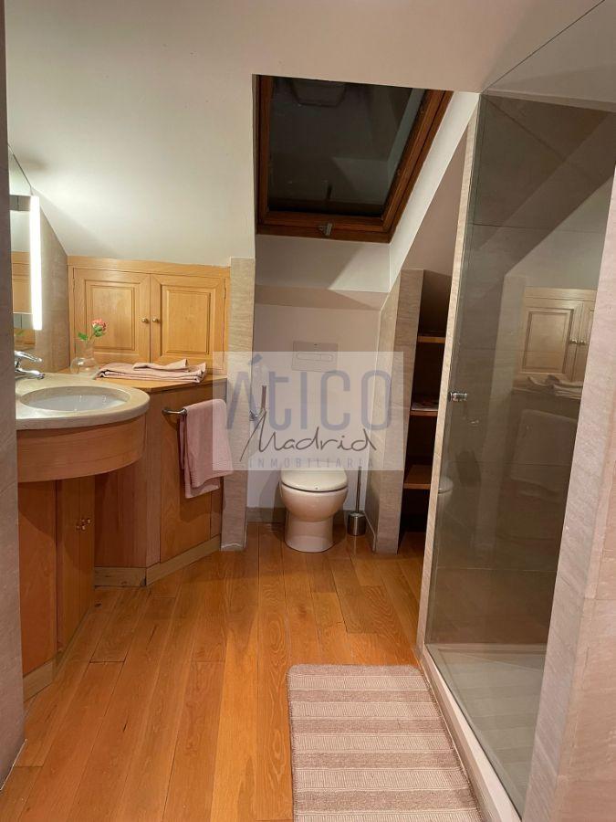 For rent of penthouse in Madrid