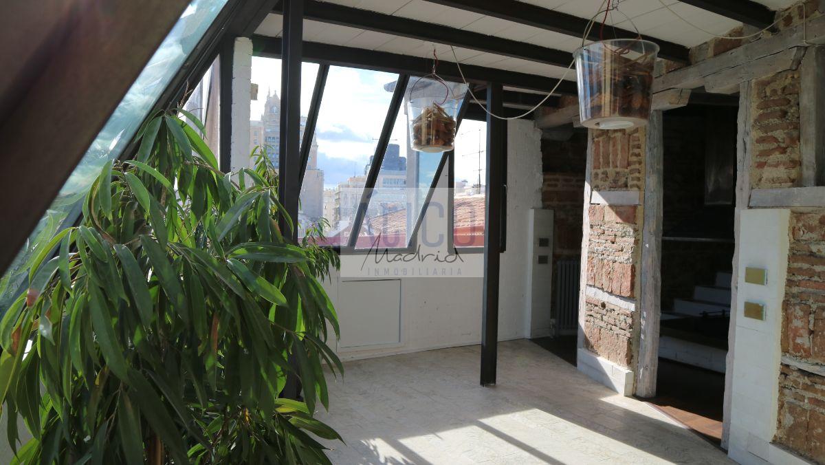 For rent of penthouse in Madrid