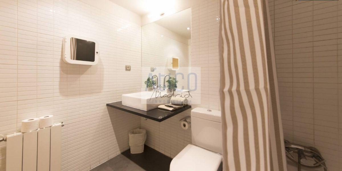 For rent of penthouse in Madrid
