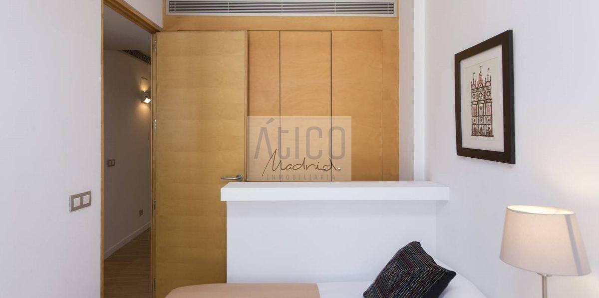 For rent of penthouse in Madrid