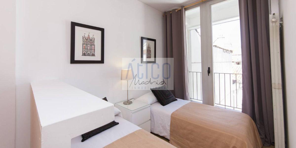 For rent of penthouse in Madrid