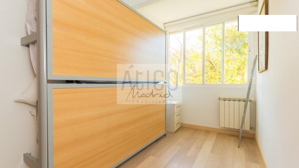 For rent of apartment in Madrid