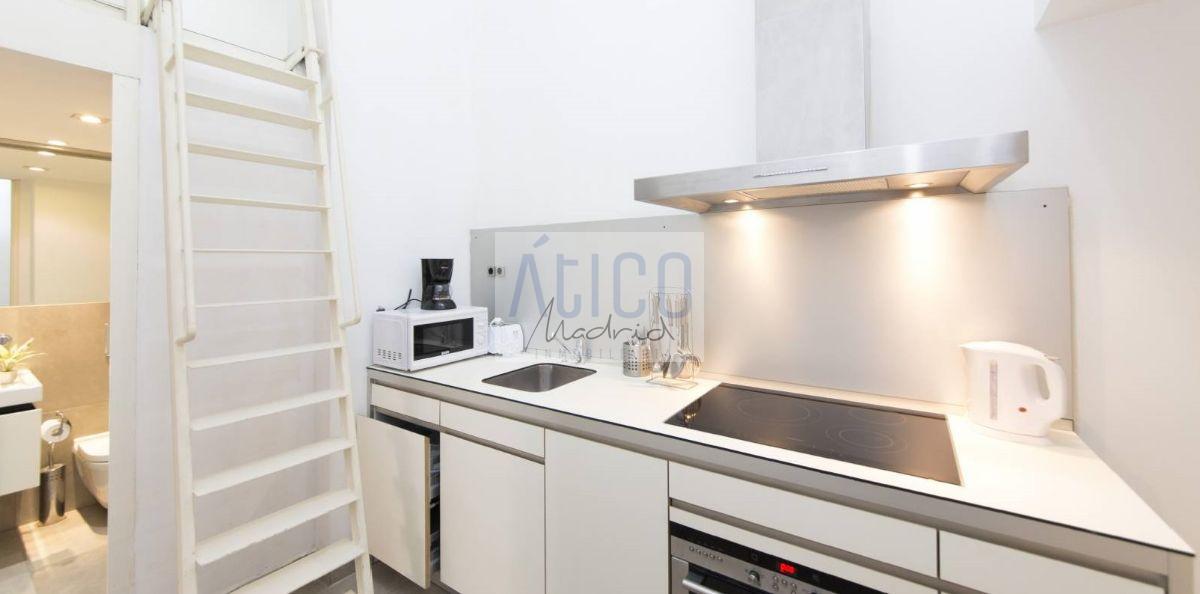 For sale of apartment in Madrid